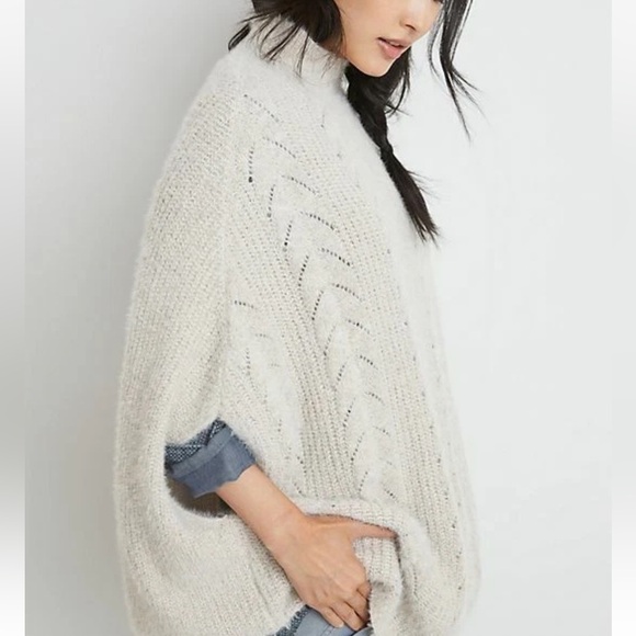 Anthropologie Akemi + Kin Rosie Pointelle Knit Sweater Poncho One Size - Picture 5 of 9
